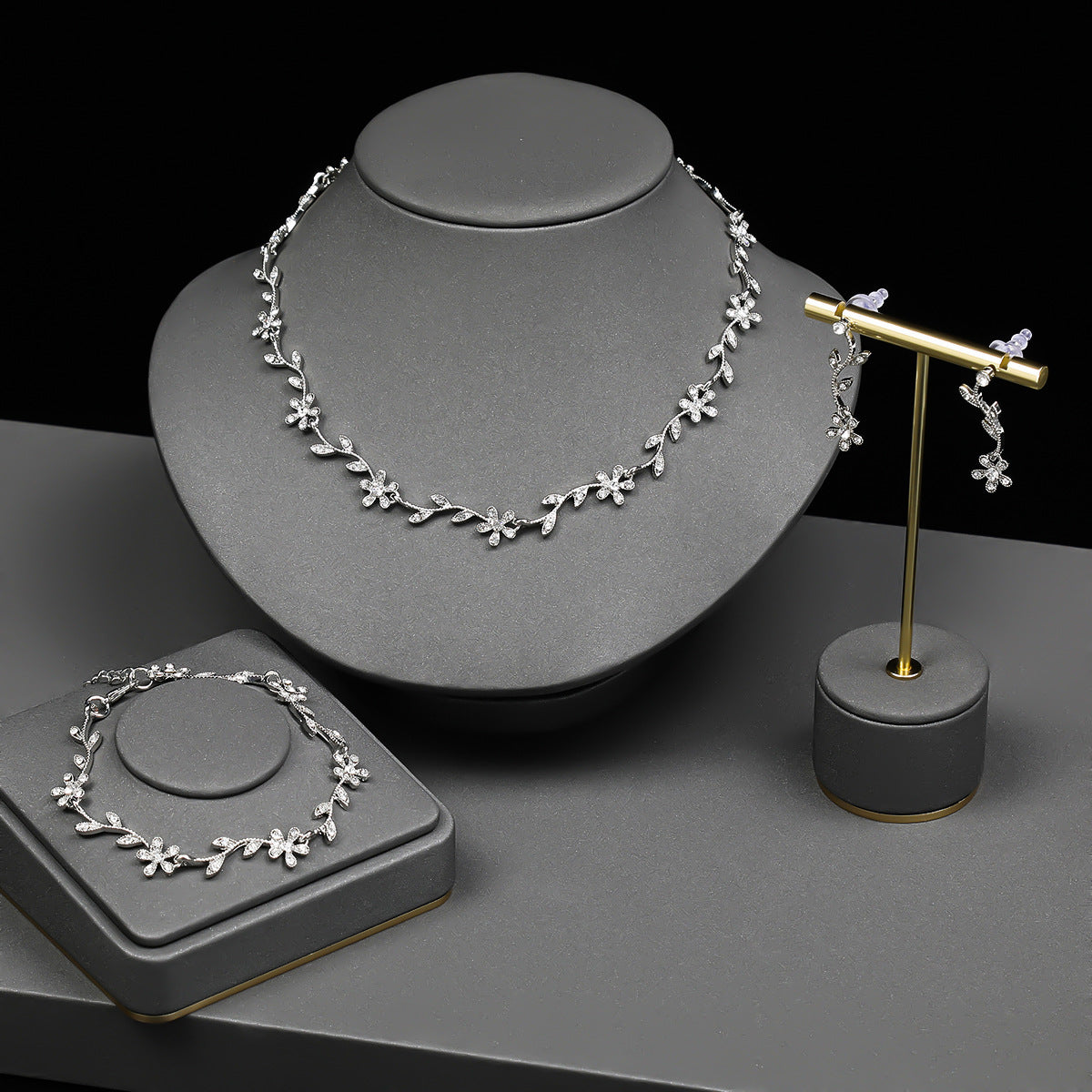 Leaf Necklace and Ear ring Set