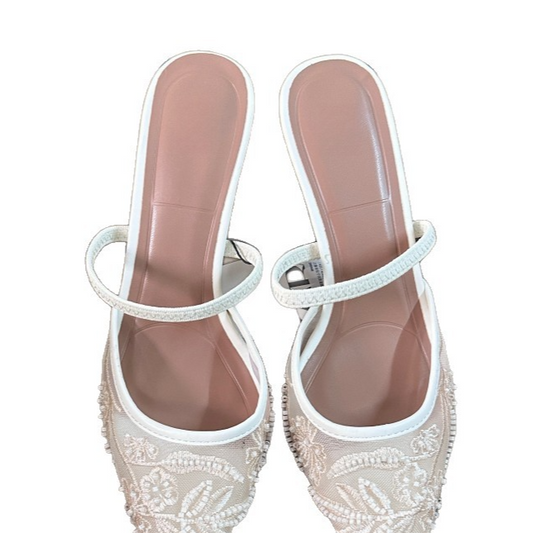 Embroidered Heel